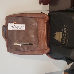 BNWT Tote N' Carry Apollo 2 vegan leather backpack